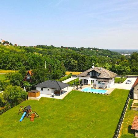 スヴェティ・マルティン・ナ・ムリ Chill Hill Houseヴィラ エクステリア 写真